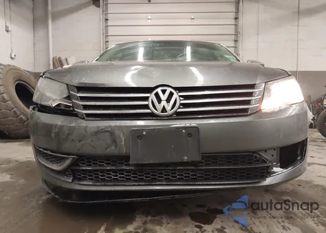 2012 Volkswagen Passat 2.5L S z USA, uszkodzony, nr VIN 1VWAP7A38CC014679